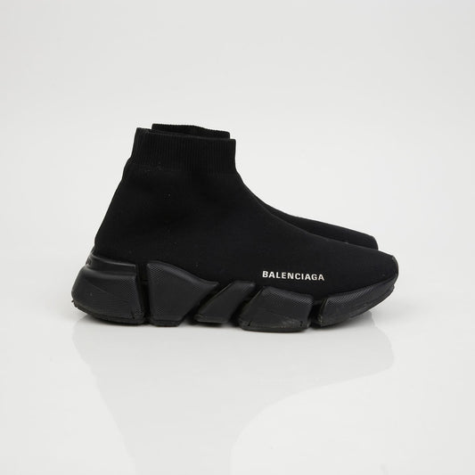 Women's Speedrunner Sneakers Size