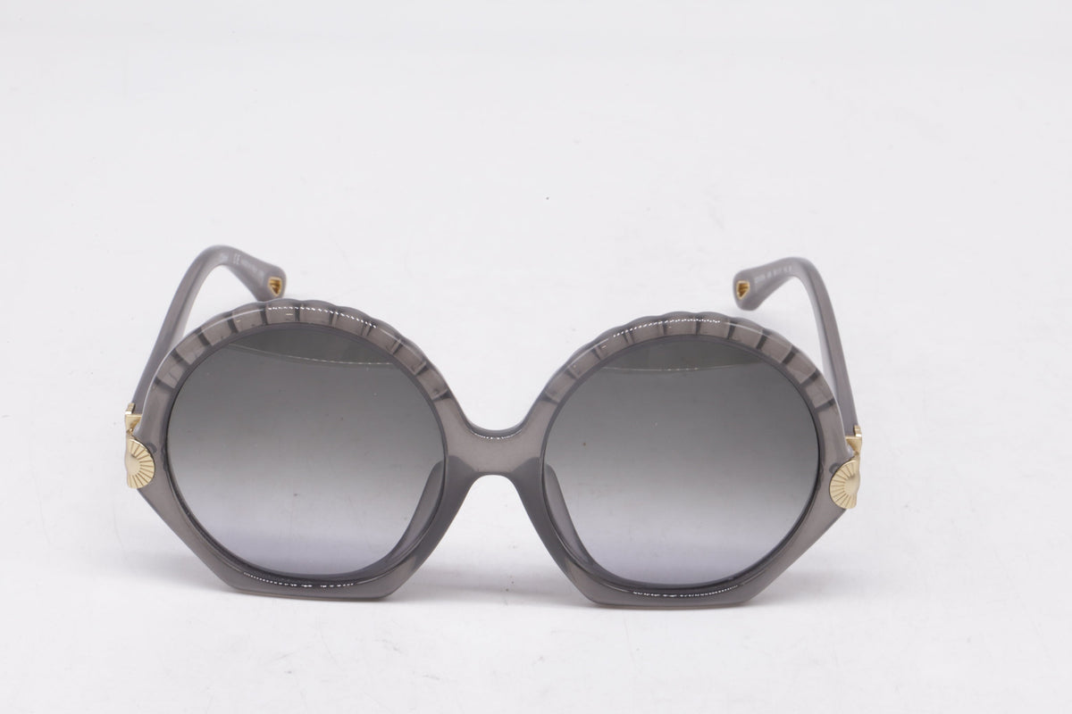 Chloé Vera Seashell Round Sunglasses in Grey Acetate
