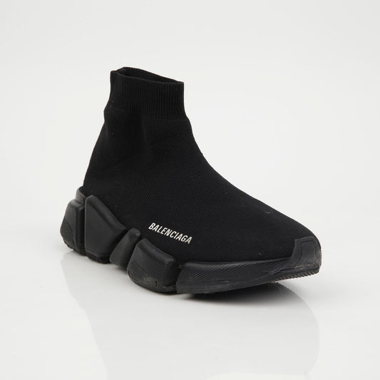 Women's Speedrunner Sneakers Size