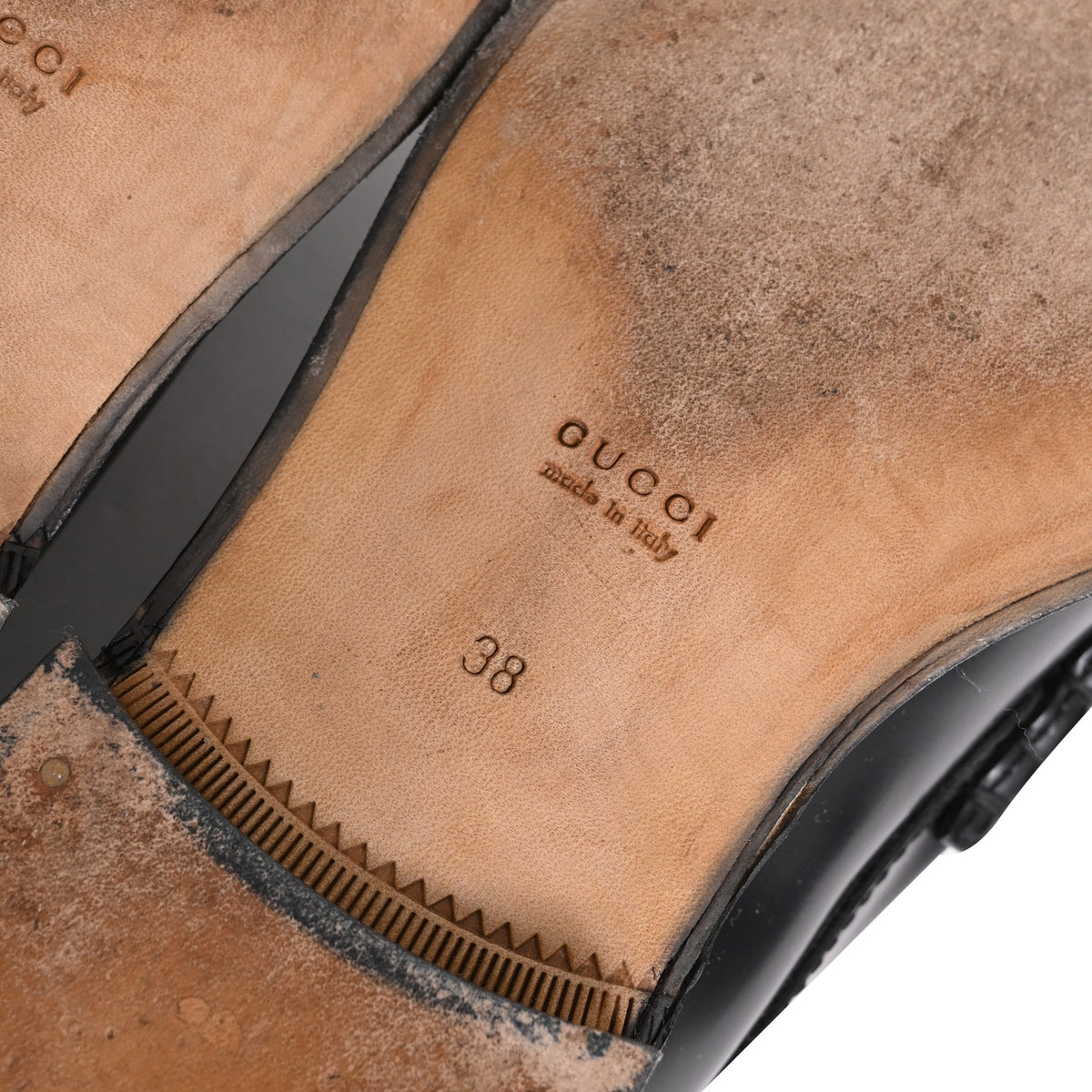 Women's Gucci Interlocking G Logo in Black Leather