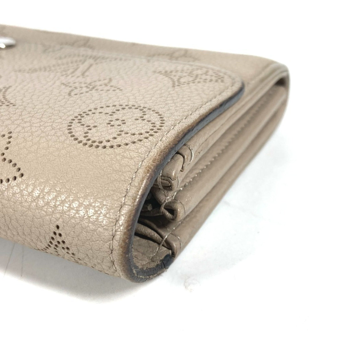 Iris Wallet NM Mahina Leather