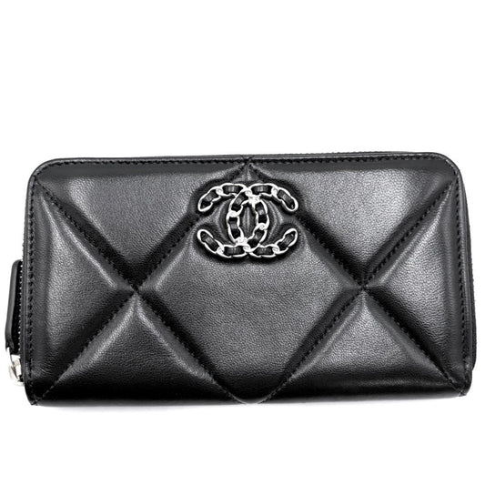 19 Zip Around Wallet Quilted Lambskin Long