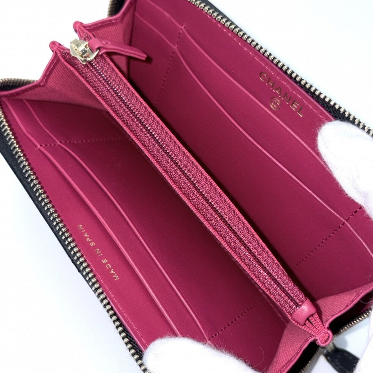 19 Zip Around Wallet Quilted Lambskin Long