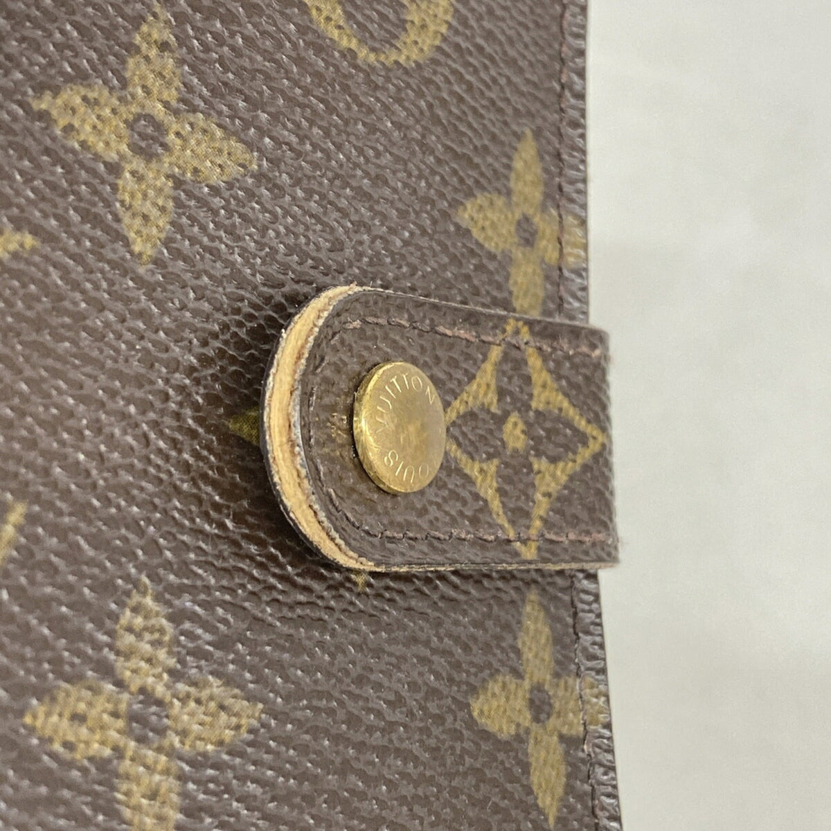 Compact Zippe Wallet Monogram Canvas